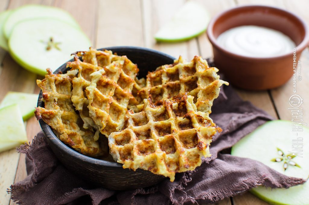 яблочные вафли