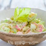 вкусный крабовый салат