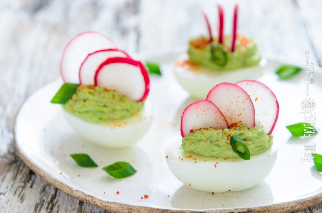 фаршированные яйца