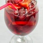 сангрия с клубникой