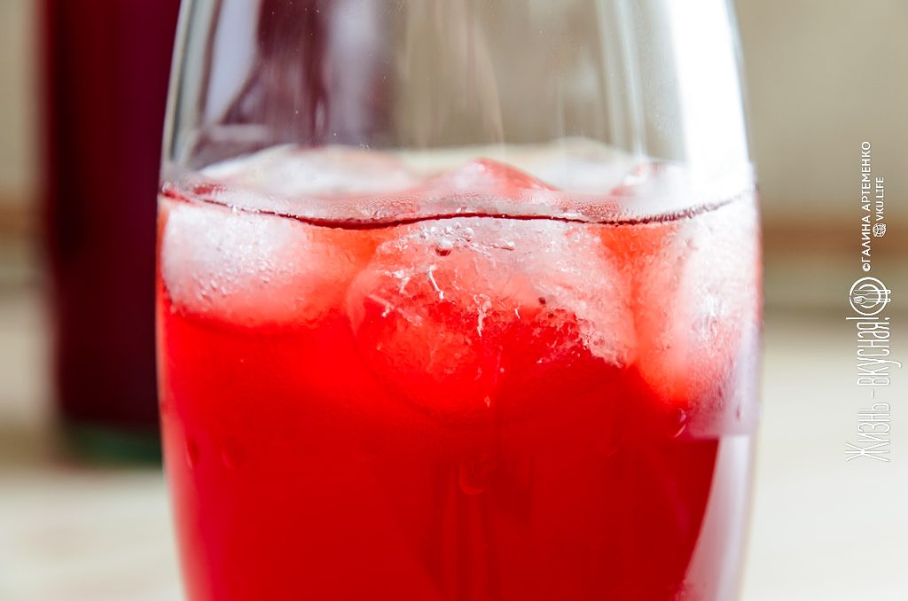 клубничный квас без дрожжей