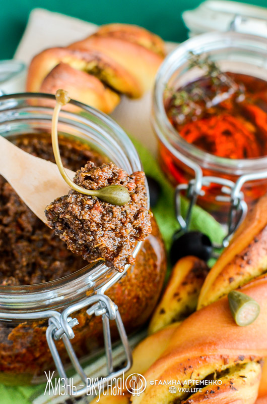 тапенада с вялеными помидорами