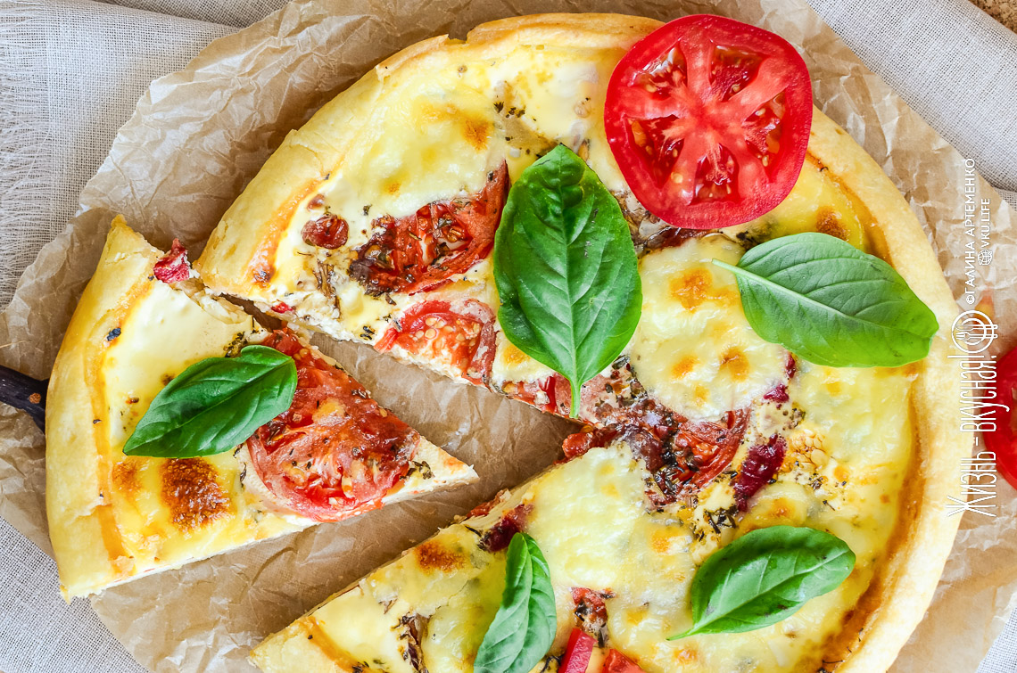 Пирог с помидорами