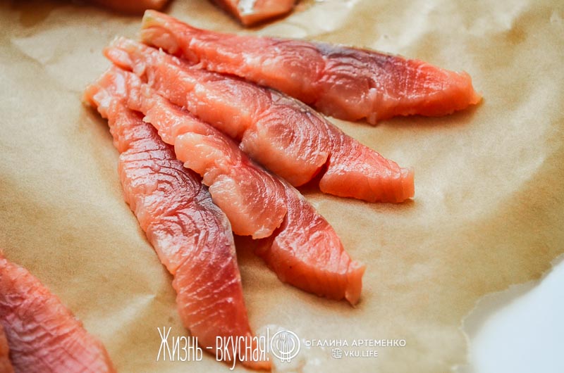 как засолить горбушу в домашних под семгу