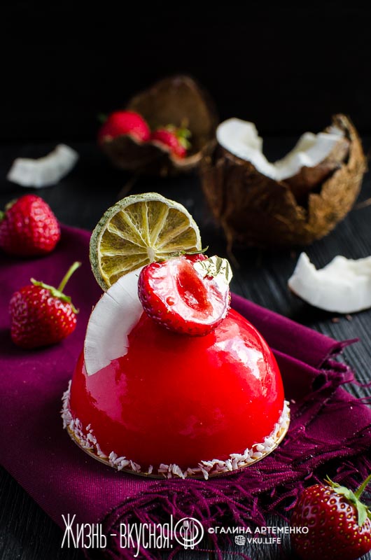 муссовый торт с клубникой