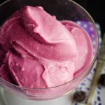 мороженое +с черной смородиной