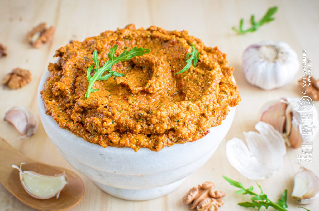 красный песто