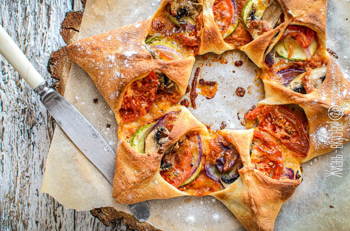 Овощная пицца-венок (рецепт из моей книги)