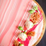 торт с ликером и персиками