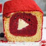 кекс с рисунком и начинкой