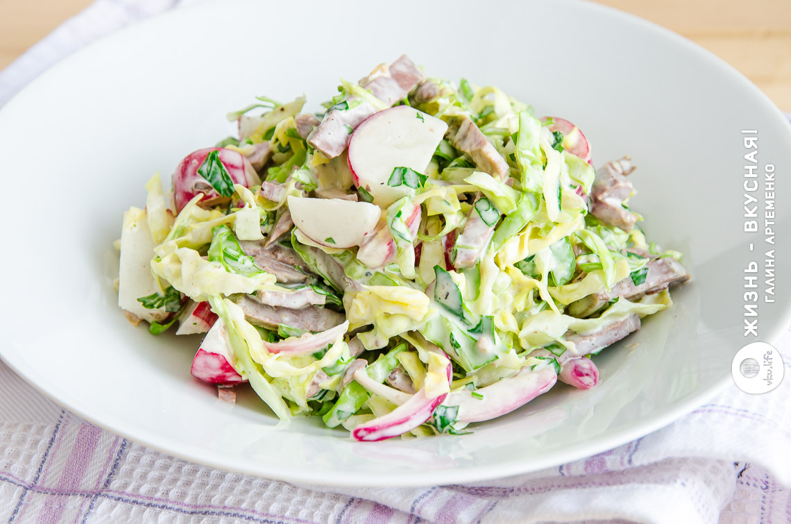 Вкусный салат из капусты надо?.. Тут целых два!