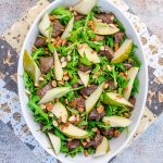 салат с грушей и куриной печенью